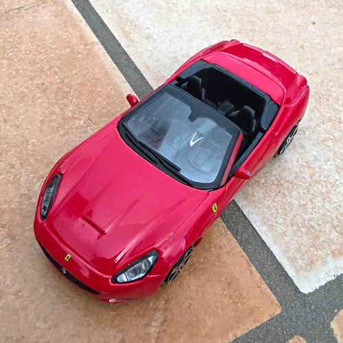 Bburago ferrari california - bburago,