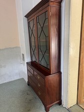 Englische Bücher, Vitrine