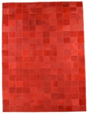 KUHFELL TEPPICH ROT  PATCHWORK