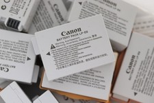 Canon Li-Ion Akku LP-E8 für
