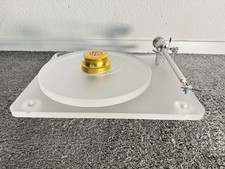 Clearaudio Emotion Plattenspieler mit Satisfy Tonarm und Mogami Cinchkabel