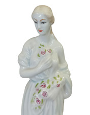 ARPO Porzellanfigur Frau mit