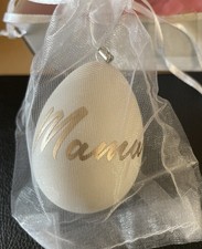1 Osterei „Mama“ weiss mit