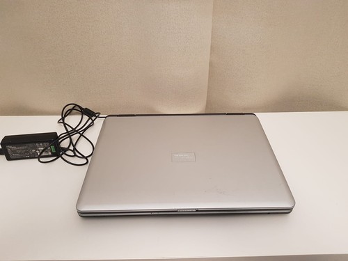 Fujitsu siemens amilo 1536 - fujitsu,