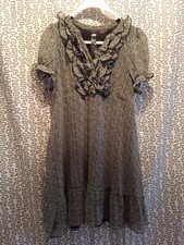 Kleid Kleidchen Gr. M Neu Rüschen Schwarz Weiß 