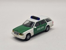 herpa 1:87 Mercedes-Benz E 320