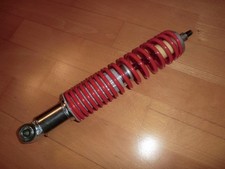 Vespa GTS 300 Super Sport Federbein Stoßdämpfer vorne, 1200km, Bj. 2015, rot