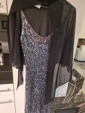 MUREK PAILLETTEN KLEID MIT PELERINE 38