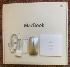 Weißes schönes MacBook 4.1