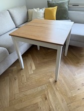 Kleiner Holztisch  74x74x74