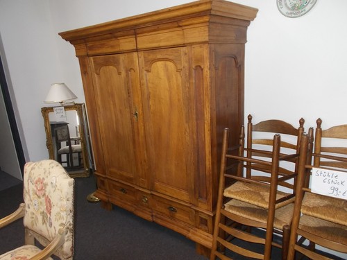Antiker alter schrank gutem - antiker, in