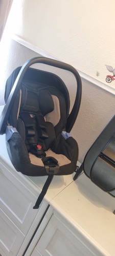 Recaro privia babyschale - privia,