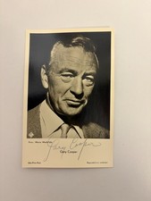 Gary Cooper Autogrammkarte Ufa