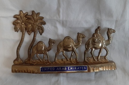 Kamele mit palmen camel - kamele,