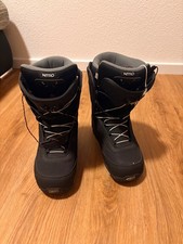snowboard boots 44