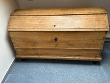 Alte antike holztruhe - alte,