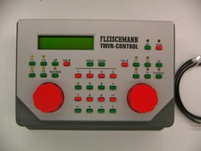 Fleischmann 6822 Twin-Control  Geprüft, Upgrade V 2.000 mit Kabel, für H0 u. N.