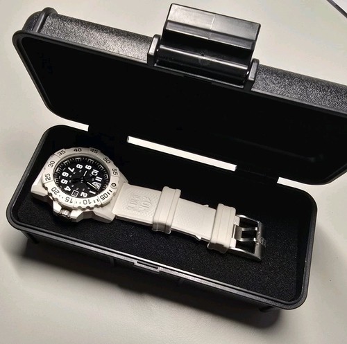Luminox navy seal 3507 wb - luminox,