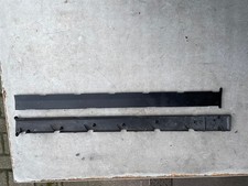 Mercedes W124 300TE Kabelkanal