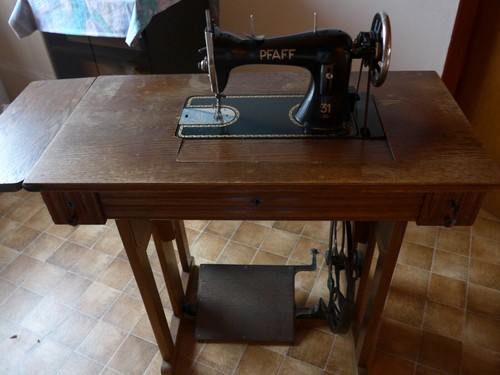 Nähmaschine von pfaff mit - nähmaschine,