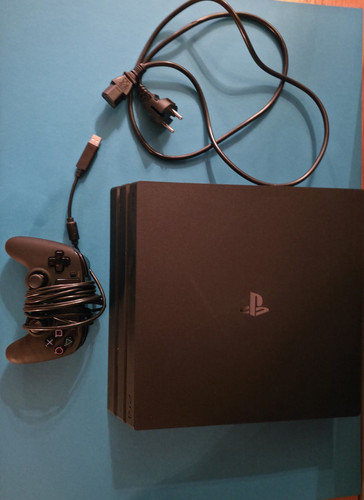 Sony playstation pro - ps4,