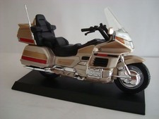 Honda  1500 GOLD WING  SE  1:18 MAISTO Bliesterverpackung