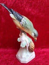 schöne ,alte Porzellanfigur , Vogel : Kreuzschnabel , Volkstedt , signiert: Sode