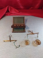 2 Antike In Holzkasten