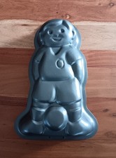 Backform - Fußballspieler  31,5 cm  * NEU*!!