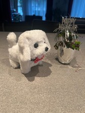 Kleiner lebensecht wirkender