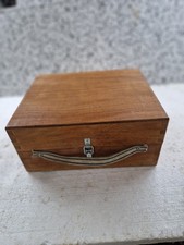 Holzkiste mit Deckel  Werkzeugkiste