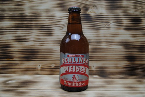 Volle alte bier flasche - volle,