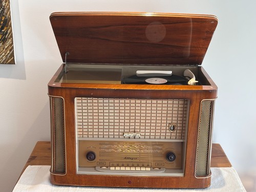 Vintage tesla radio record - tesla,