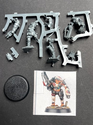 Warhammer 40k huron - -,