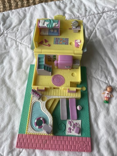 Polly pocket holiday - 🏡, „holiday