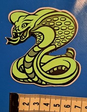 Alter Aufkleber Sticker Schlange Kobra 80er Jahre Comic Halloween Deko neongrün