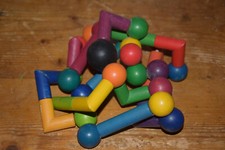 Play Art Holz-Steckspiel Öko Bio-Lasiert 37 Teile Livipur 