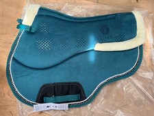 EQUIPAD Opulence Close Contact