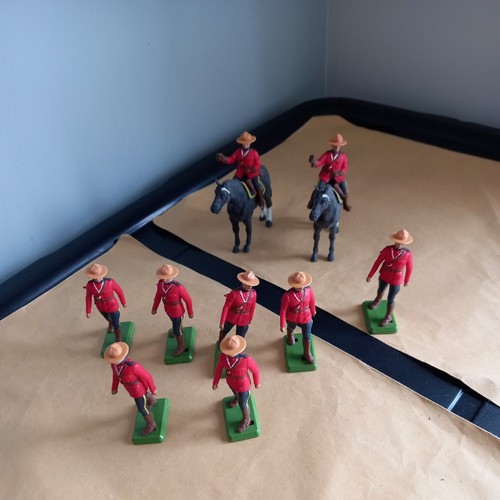 Rare vintage britains rcmp - rare,