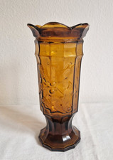 Amber Glasvase Pressglas Relief 12-eckiger Fuß Vintage Blumenvase 60er/70er Glas