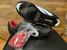 Nagelneue Peloton Größe UK 5