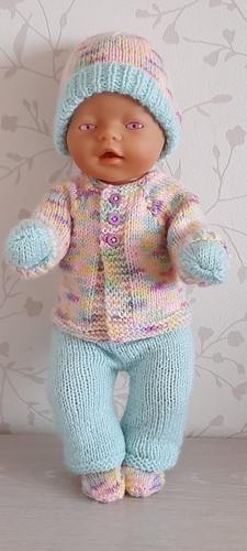 Handgestrickte puppenkleidung - handgestrickte,