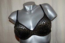 MARIE JO tiefdekolletierter