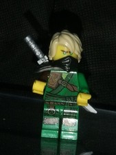Lego Ninjago Minifigur Lloyd Rüstung aus Set 70671(Angriff des Eis-Samurai)