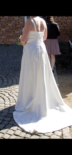 Brautkleid lilly zeitlos - brautkleid,