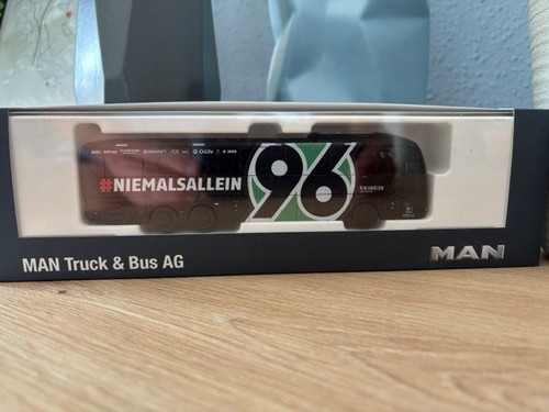 Mannschaftsbus hannover - hannover, 96