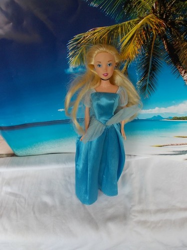 Barbie puppe mit - puppe,, blauen
