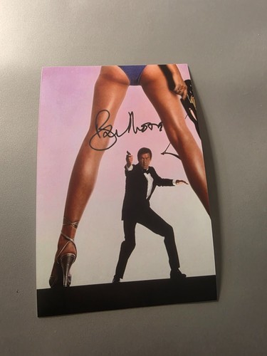 Roger moore - bond),