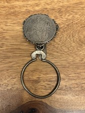 Antiker Rockstecker Charivari