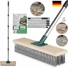Drahtbesen zur Moosentfernung